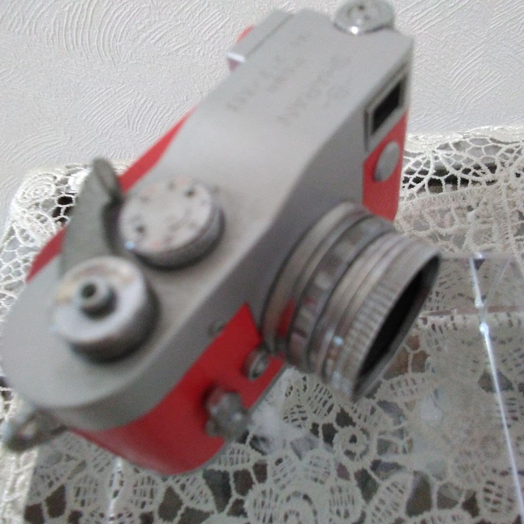 ミニチュアのフィルムで写せるカメラ ミニチュアのフィルムで写せるカメラ 少年時代の想い出 豆カメラ