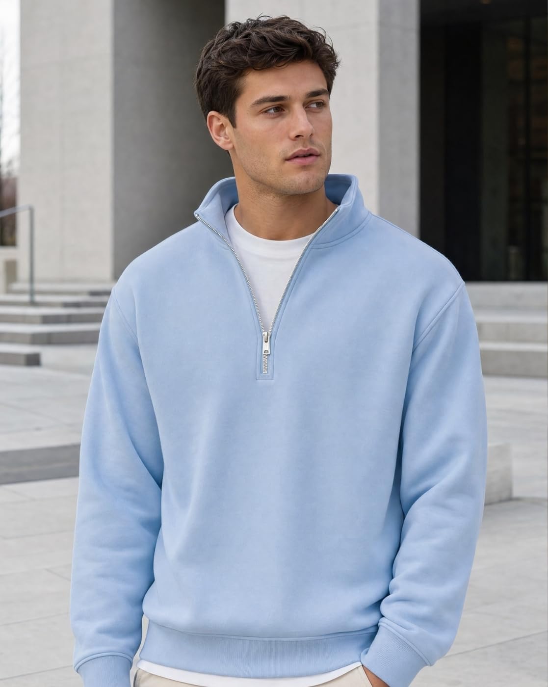 Nobero Stylish men's turtleneck jumper made of cotton fleece with 280 g/m², regular cut, long sleeve, everyday wear, stylish winter jumper for men image 3