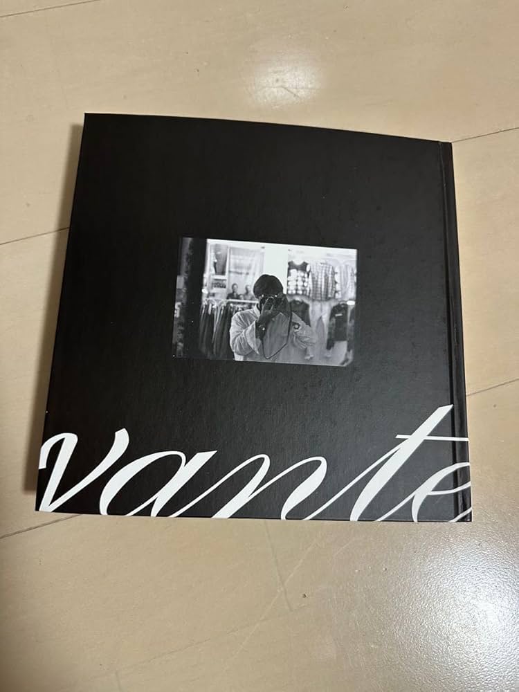 BTS テテ テヒョン V 写真集  VANTE vante展 Amazon.co.jp: BTS 写真集 VANTE展 : おもちゃ