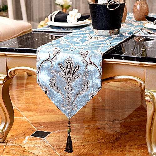 Chemin de table broderie bleue style européen pour protéger et décorer - 3