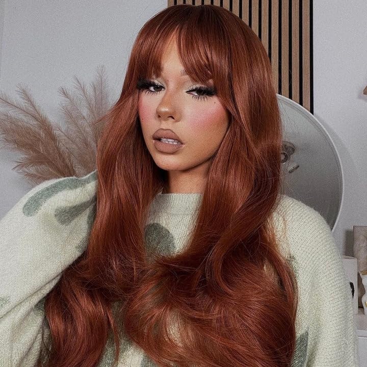 Miniatura 6 de CICILIA - Peluca de cobre con flequillo en capas para usar y llevar, pelucas sin pegamento para mujer, pelucas sintéticas naturales largas y rizadas