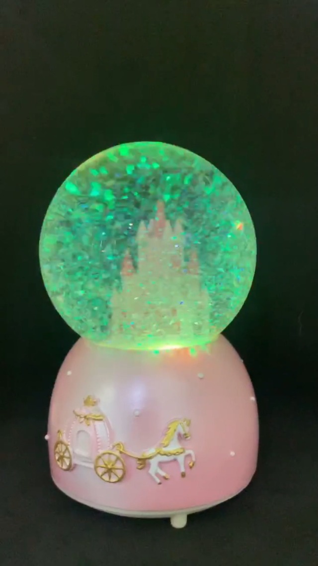 Boule à neige musicale rotative en cristal - Boîte à musique automatique - Chute de neige et lumières colorées - Décoration de bureau - Cadeau de Nouvel An - Fille prière Boule à neige musicale rotative en cristal - Boîte à musique automatique - Chute de neige et lumières colorées - Décoration de bureau - Cadeau de Nouvel An - Fille prière