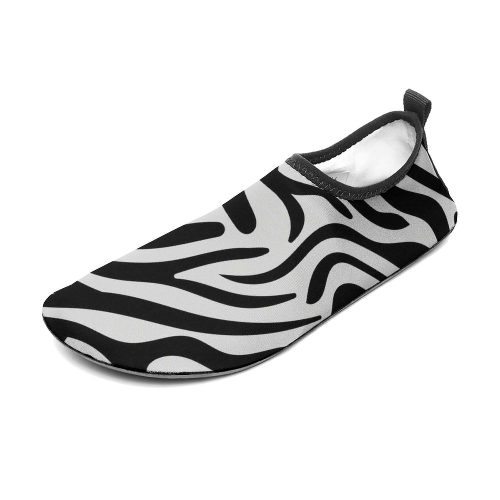 Animal Print Texture Water Shoes Beach Shoes Aqua Socks for Women Men Swimming Yoga