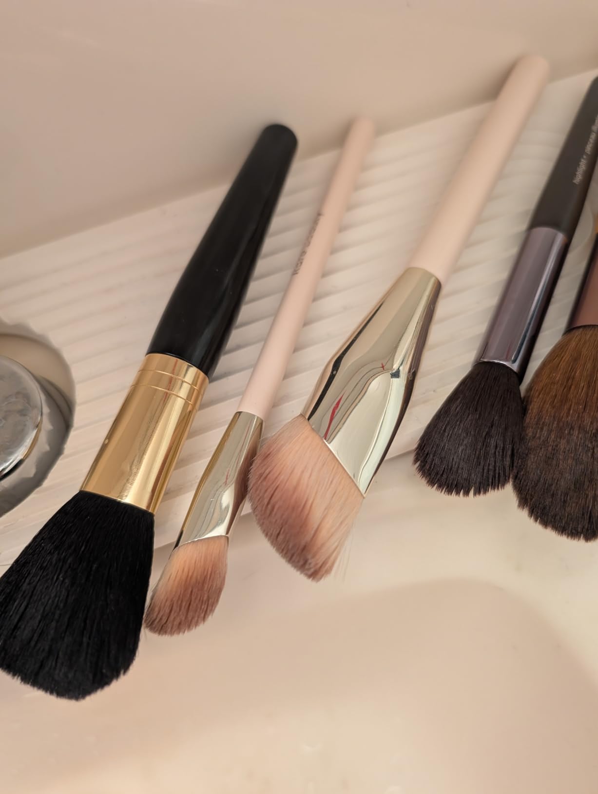 Norate Makeup Brush Cleaner, Make Up Brush Cleaner Cleanser Solution + Brush Cleaning Mat, Makeup Cleaner for Brushes, Sponge, Deep Clean Shampoo, Gentle Formula Cruelty Free 3 Piece Set