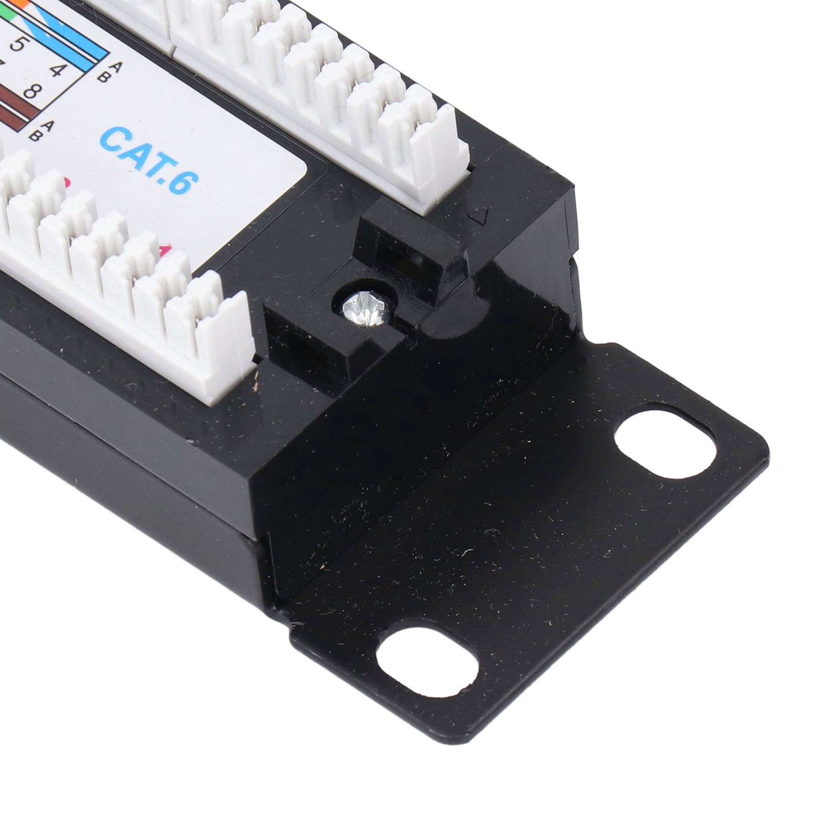 Panneau de Brassage Cat6 24 Ports, Panneau de Brassage Réseau RJ45, Haute compatibilité, connectivité Fiable, Terminaison de Câble Facile avec Montage Universel pour Réseau