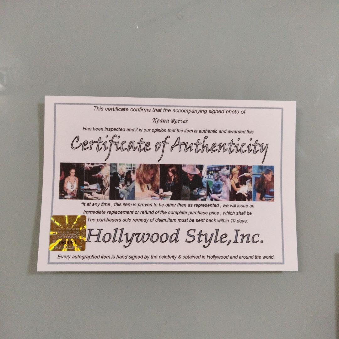 Amazon.co.jp: キアヌリーブス直筆サイン入り2Lサイズ写真…Keanu  