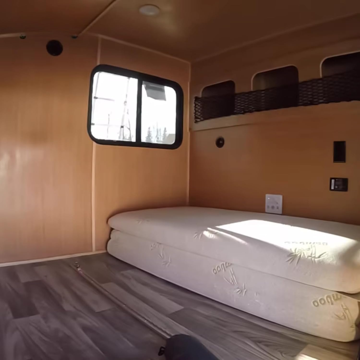 Mobile Home Trailer for Sale Windproof and Rainproof; Equipped with A Kitchen and Bed; Suitable for Outdoor Travel and Living