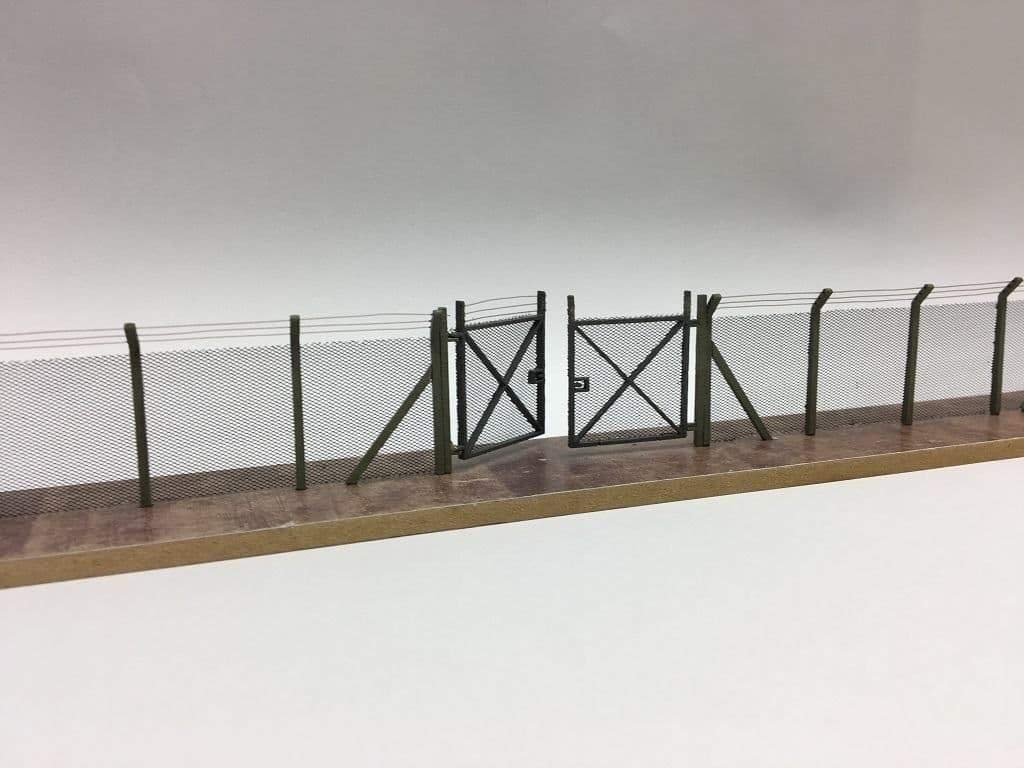 Scale Model Scenery LX373-OO Laser Cut Fence Posts For Chain-link Security Fencing (Posts only) for OO Scale Model Railway Layouts, 4mm & 1:76 Diecast Dioramas (Straight)