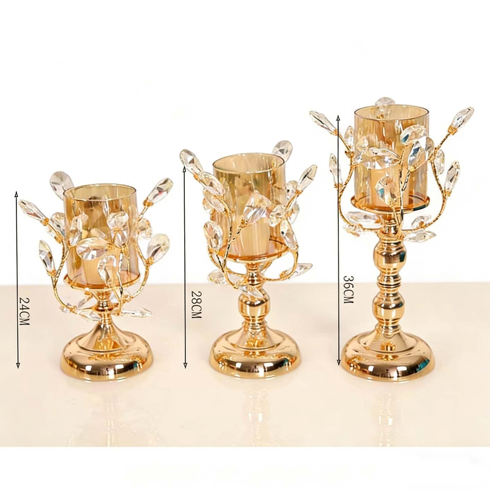 3-teiliges Set Goldener Kristall-Kerzenhalter, kunstvoll verzierte Kerzenständer im AST-Stil mit Glasschirmen für Hochzeitsdekorationen, Tischdekorationen und Akzente im Wohnzimme