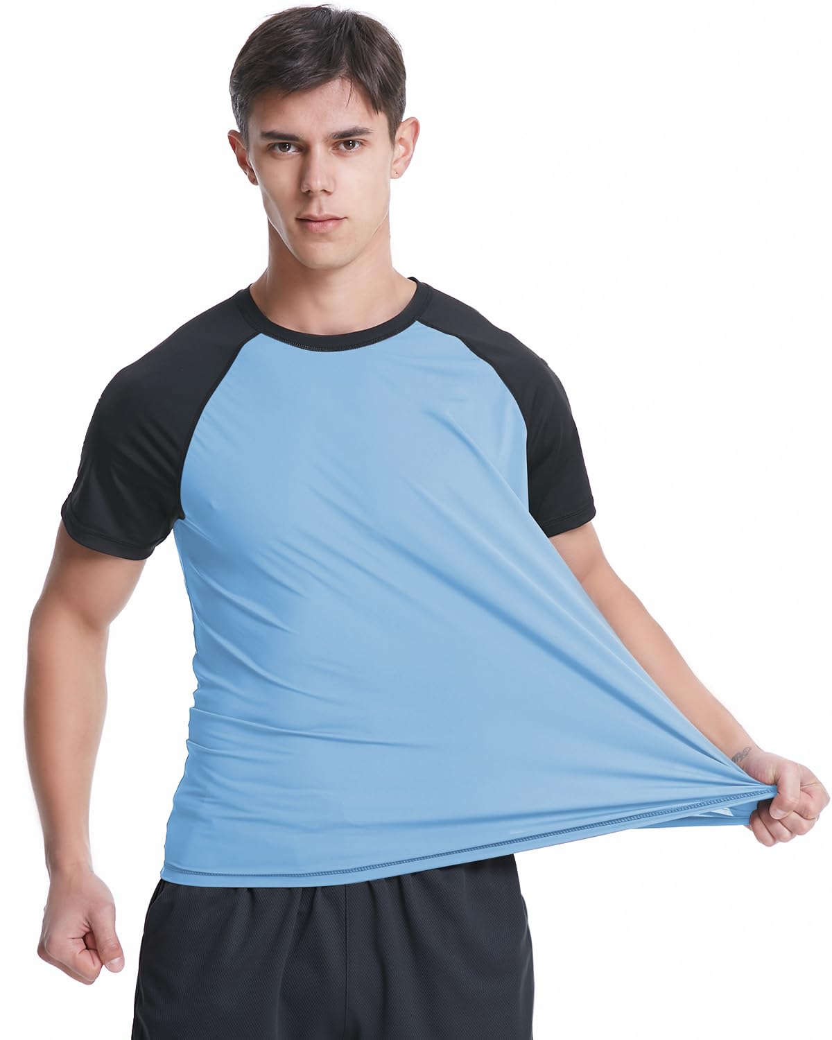 VAYAGER Camisetas de natación para hombre, protección contra erupciones UPF 50+, de secado rápido, ajuste holgado, camiseta de surf acuático, Azul-cielo, 5X-Large