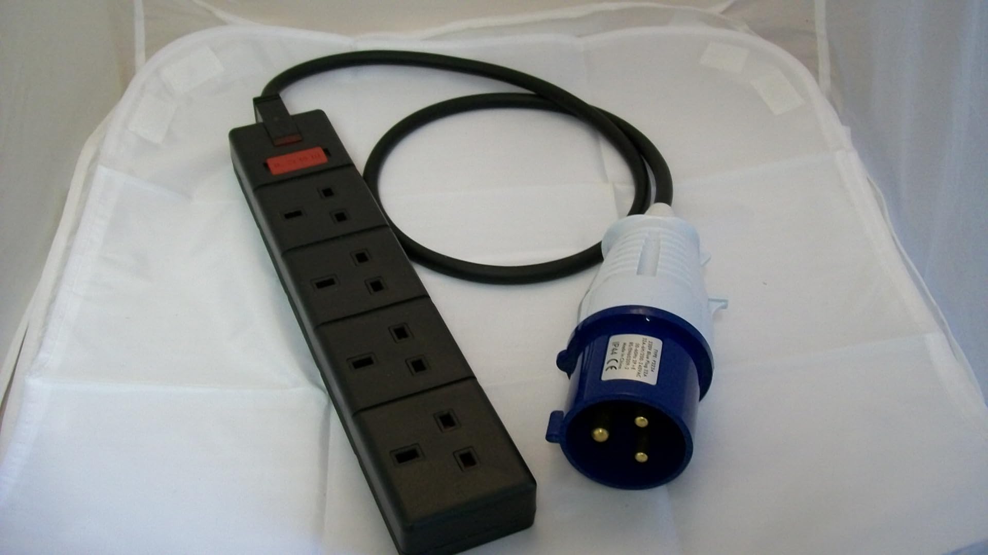Generator 32 Amp Plug To 13 Amp 4 Way Socket 1.5mm (10 Metre)