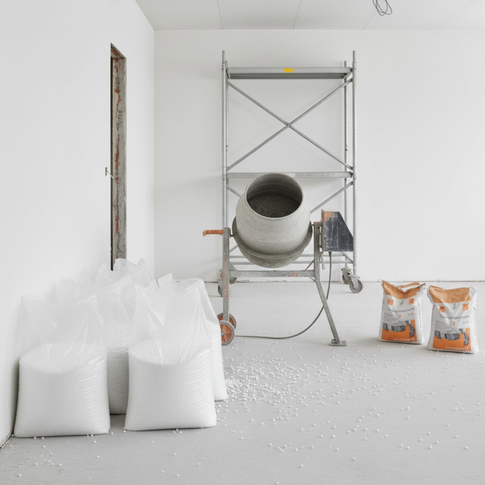 FESTA WOW Sacco Perle Polistirolo Espanso per Riempimento Pouf Poltrone a Sacco Cuscini Diametro da 2 a 8 mm Rigenerato Isolamento Massetti Allegeriti,Imballaggio Multiuso Made in Italy (250 Litri)