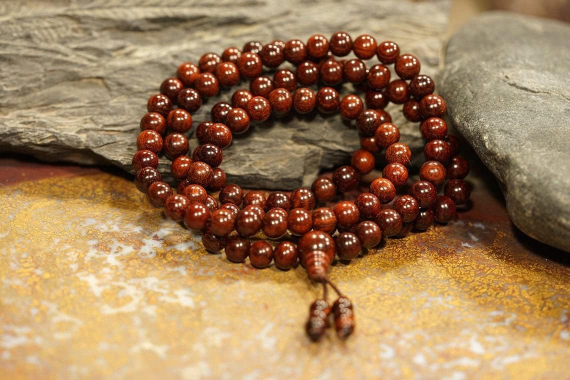 Unisex Adult Sandalwood Mala 108 Beads Original |Lal Chandan Mala 108+1 Original Beads | For Wearing And Japa | Red - 1Pc | 8 Mm