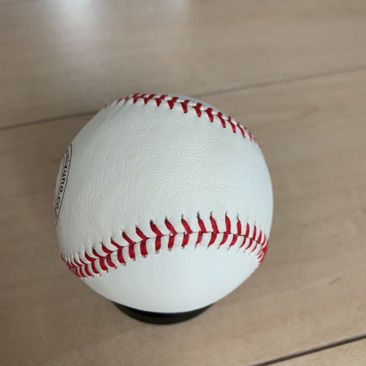 Amazon.co.jp: 引退スタンド投入れボール内海哲也 直筆サインボール  