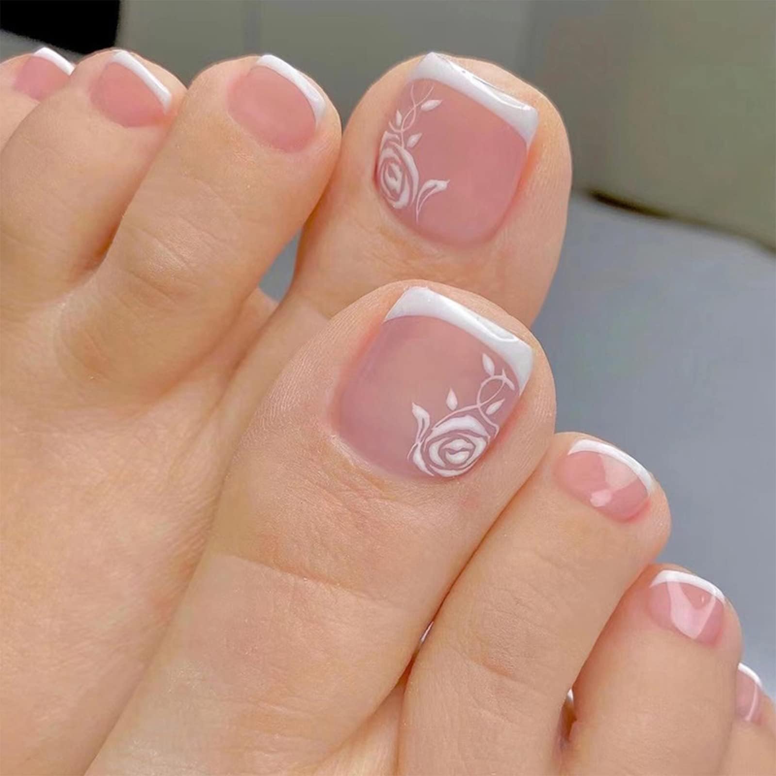 French Tips Press on Toenails Square Fake Toenails White Flower False Toe Nails Nude Pink Natural Artificial Nails Full Cover Acrylic Toenails Summer Beach False Toenails for Women Manicure 24PCS