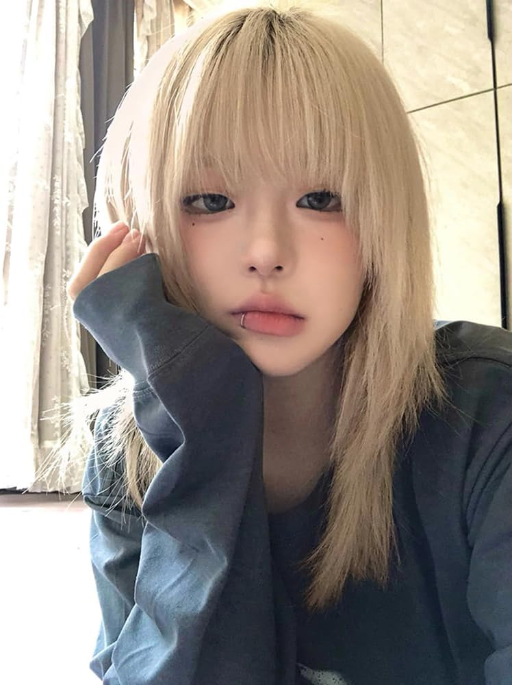 Amazon.co.jp: ウィッグ コスプレ ミディアム ストレート ぱっつん