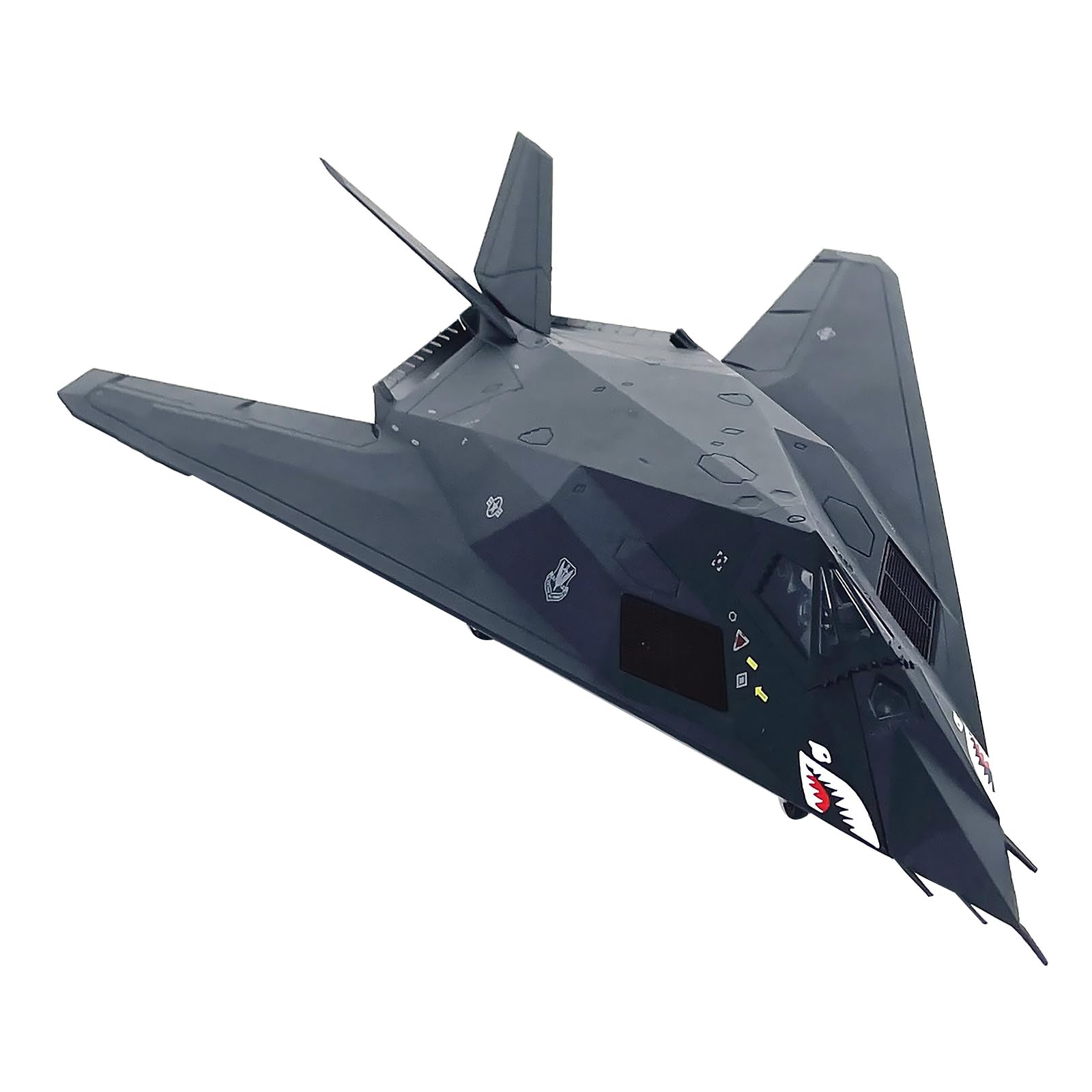 トランペッター 1/32 アメリカ空軍 F-117A ナイトホーク プラモデル tf8su2k Amazon.com: Trumpeter 1/32 F117A Nighthawk Aircraft Model
