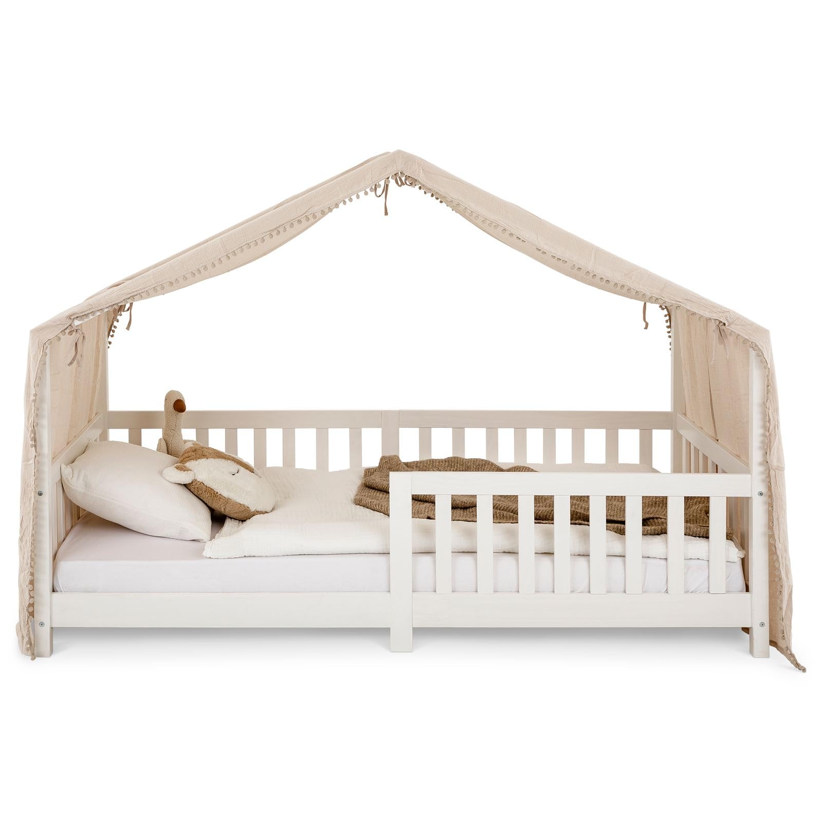 IDIMEX Hausbett-Vorhang LIAN 1 Stück, Beige – aus doppellagigem Musselin mit Pompons an den Seiten, 6 Schlaufen zum Befestigen, Bett Deko für Kinderzimmer, weich & atmungsaktiv