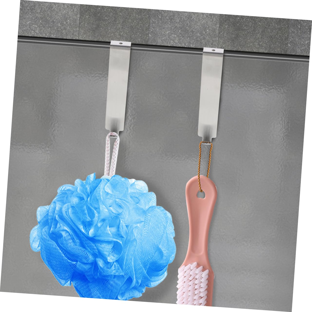 MAGICLULU Diseño Versátil y Resistente de Acero Inoxidable 5 Ganchos para Toallas y Puerta de Ducha para Baño y Colgar Bolsos