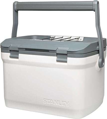 Stanley 1913 Adventure Nevera Portatil de Exterior - Doble Pared de Espuma Aislante - Sin BPA - Nevera Portátil Pequeña - Nevera de Viaje Resistente - A Prueba de Fugas