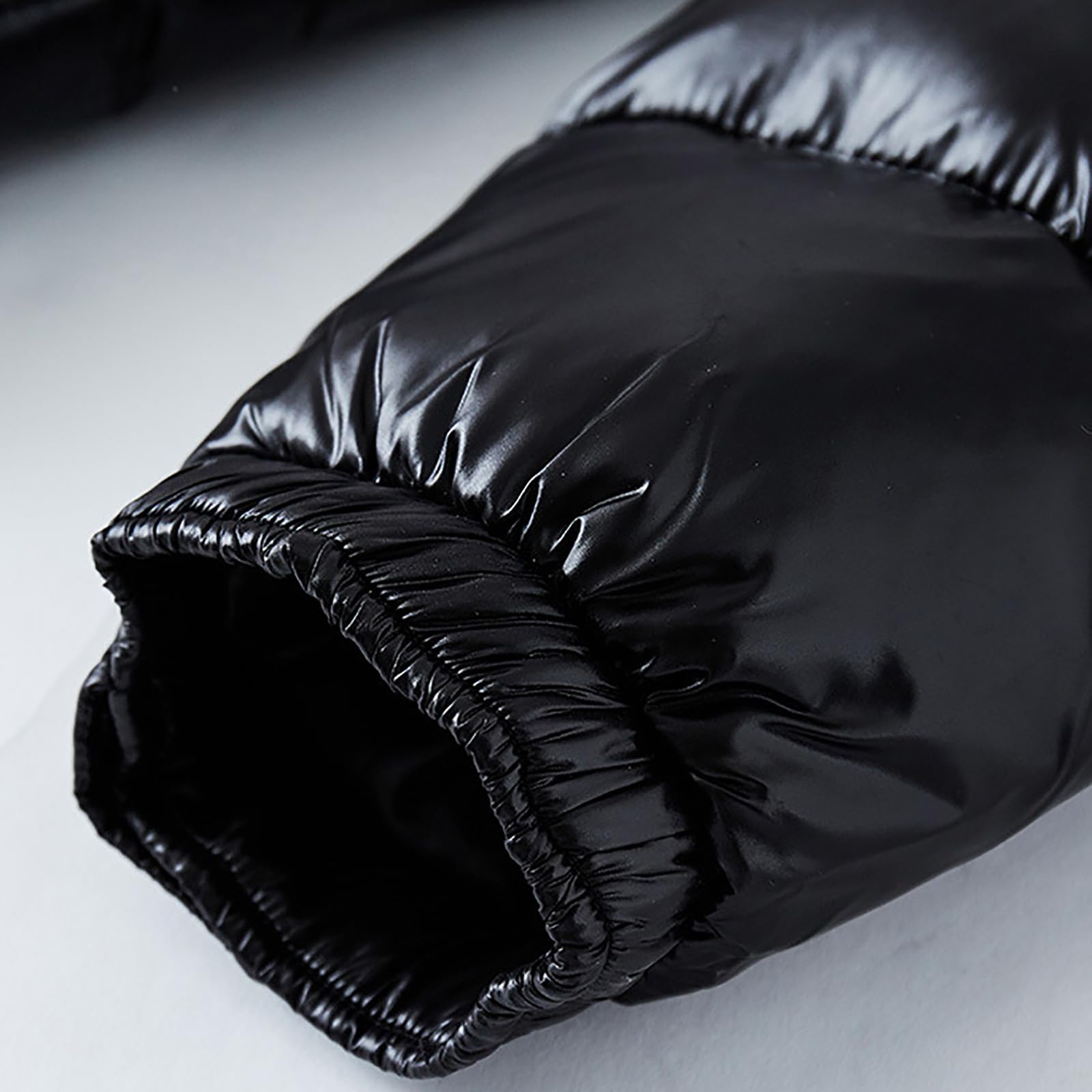 Winterkapuzenjacke, warm, mittleres Gewicht, Metallic-Daunenjacke, Reißverschluss, Steppung, glänzender Puffermantel, Schwarz , M