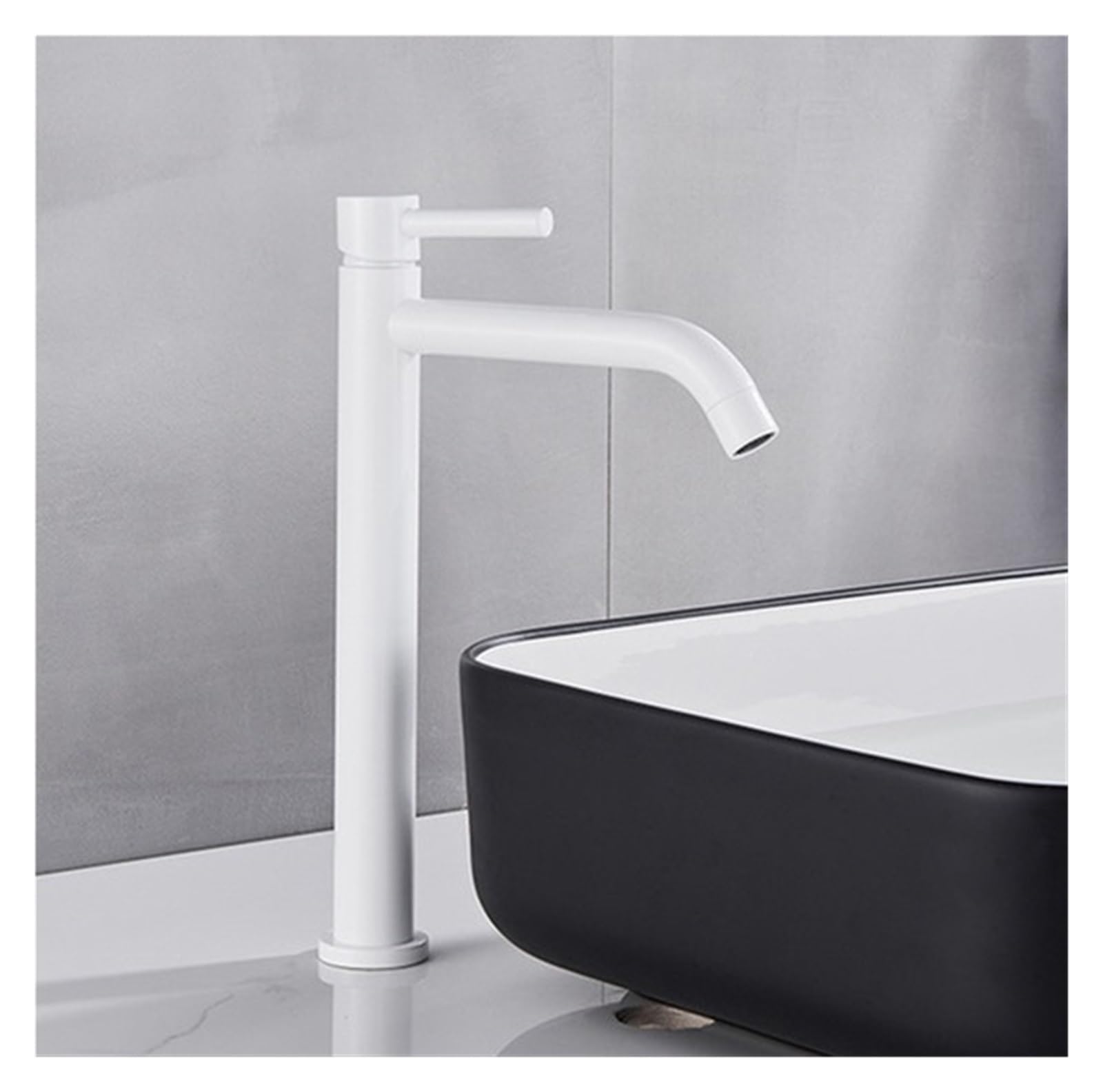 Mitigeur lavabo vintage blanc pour une salle de bain rétro et un quotidien élégant