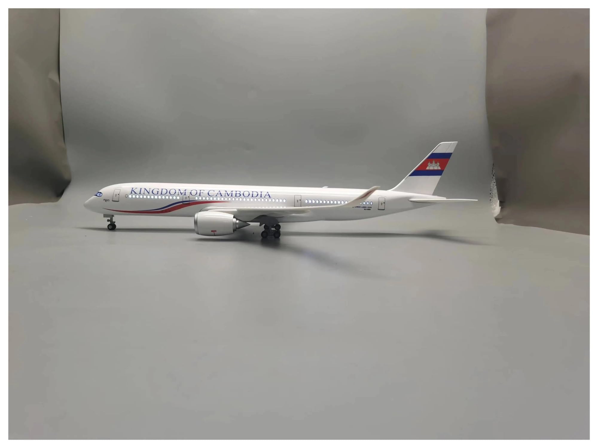 Scala per Aerei in Metallo pressofuso 47 cm per cambogiano per Kit di Costruzione di modellini di Aerei DieCast A350 con aeroplani Leggeri per Decorazioni per Hobby per Raccolta ed Esposizione (Senza