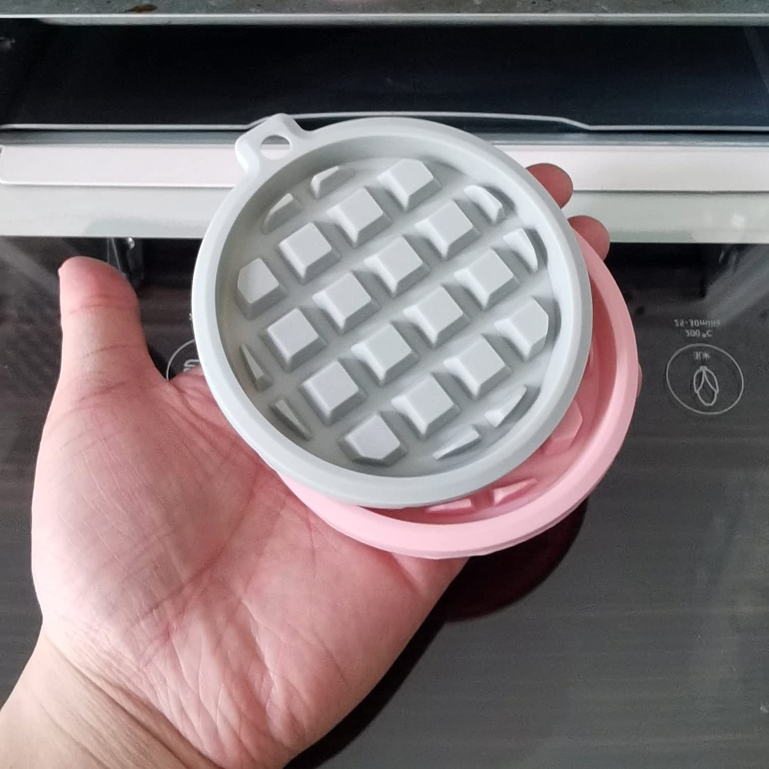 Paquete de 2 moldes de silicona para gofres, moldes para panecillos, molde para waffle, molde para hornear waffle, pastel, chocolate, manualidades, caramelo, jabón, hornear, azul y rosa 4