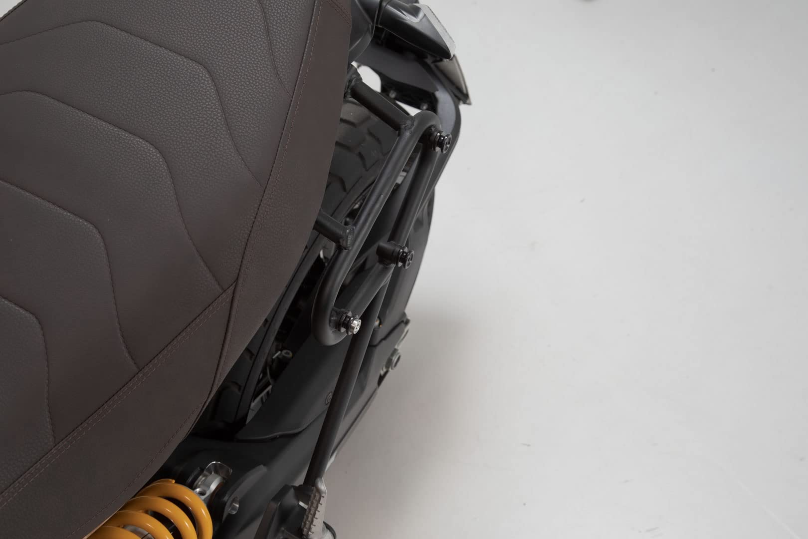 SW-MOTECH BC.hta.22.961.20000 - Borsa laterale per moto + supporto sinistro Legend Gear lc2 - SLC compatibile con Ducati Scrambler