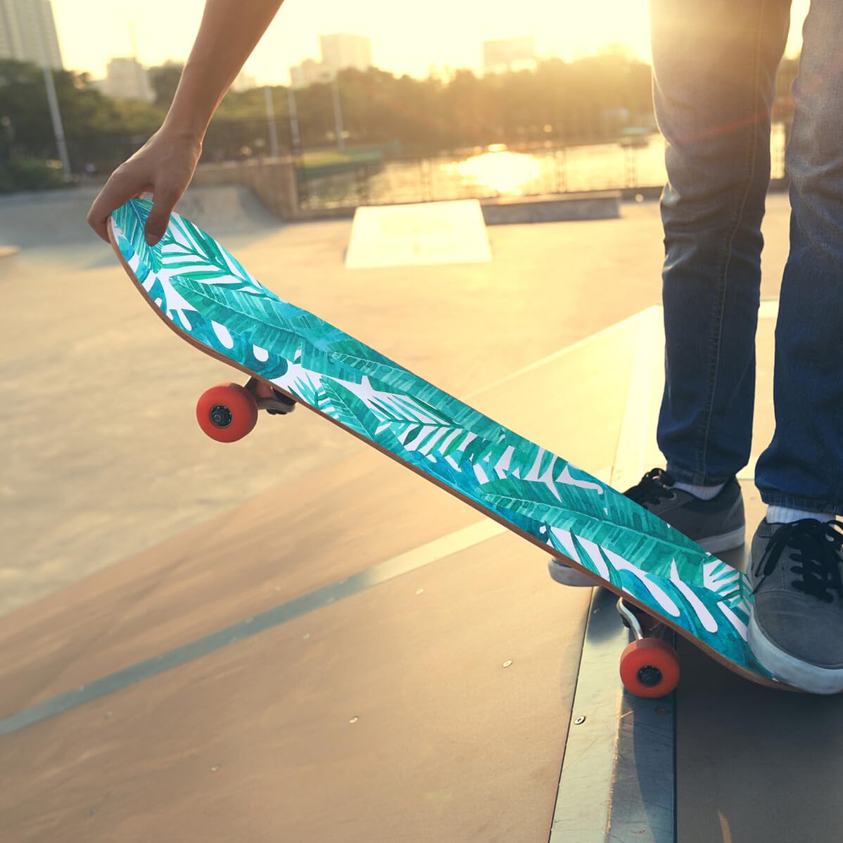 TOYANDONA Autocollant Ponçage Skate Épais Mat Décor Antidérapant pour Planche et Trottinette Protection Résistante sans Résidu Facile à Poser et Retirer
