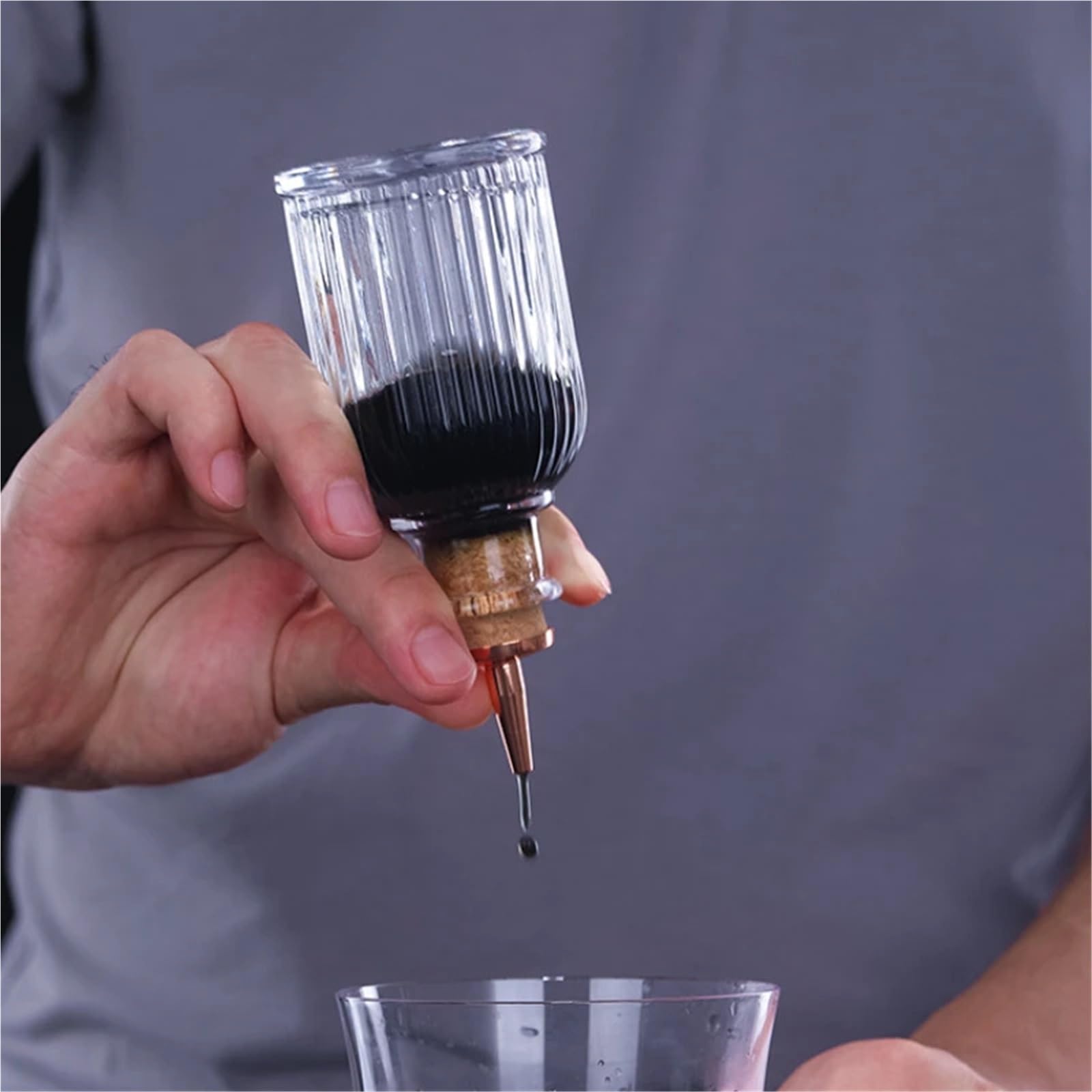 Bouchons de vin 10 pièces, bouchon bouteille d'essence amère, goutteur liqueur Dasher hauts outils Bar for garder le Champagne frais(Gold)