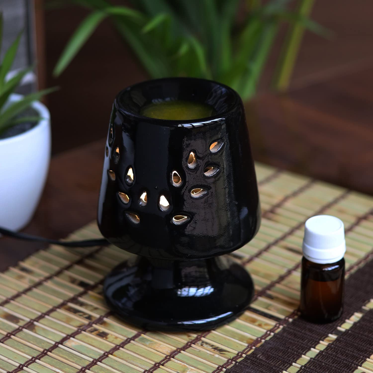 Jimkia Ceramic Electric Diffuser Mini Lamp, Black Scented Oil Burner, Air Freshener with 10 ml Rose Fragrance Oil for Home, Office, Spa, Gym & Recaptionist Table Décor