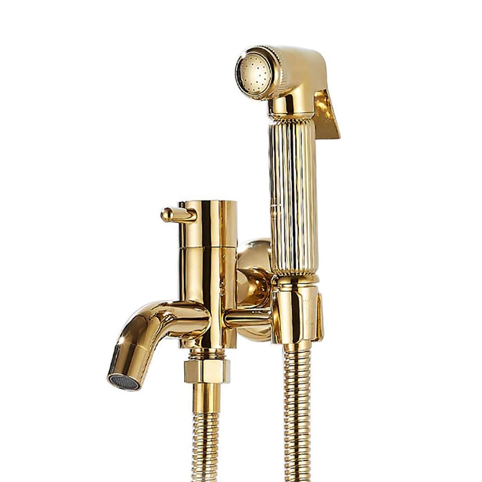 Handheld Bidet Sprayler do toalety z zimną wodą, tytanowe złotą łazienkę Zestaw rozpylacza pieluszki mosiądz mosiężne bidet Zestaw opryskiwaczy z wąż prysznicowy do higieny osobistej LWX