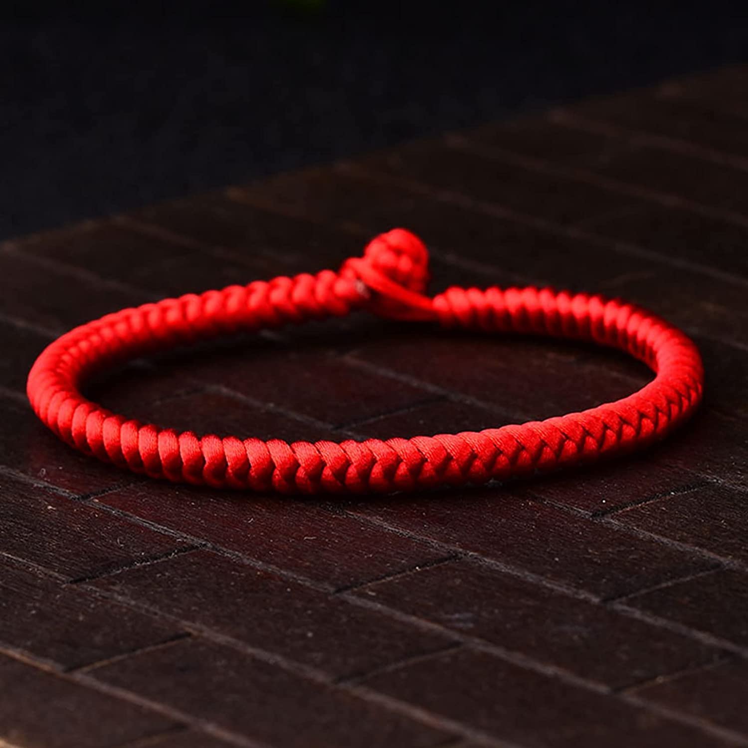 Cuerda de Mano， Pulsera de Hilo Rojo Pulsera for Mujeres Hombres Pulsera de Riqueza Pulsera roja Tejida a Mano Amuleto Cuerda de la Suerte Cordón Rojo