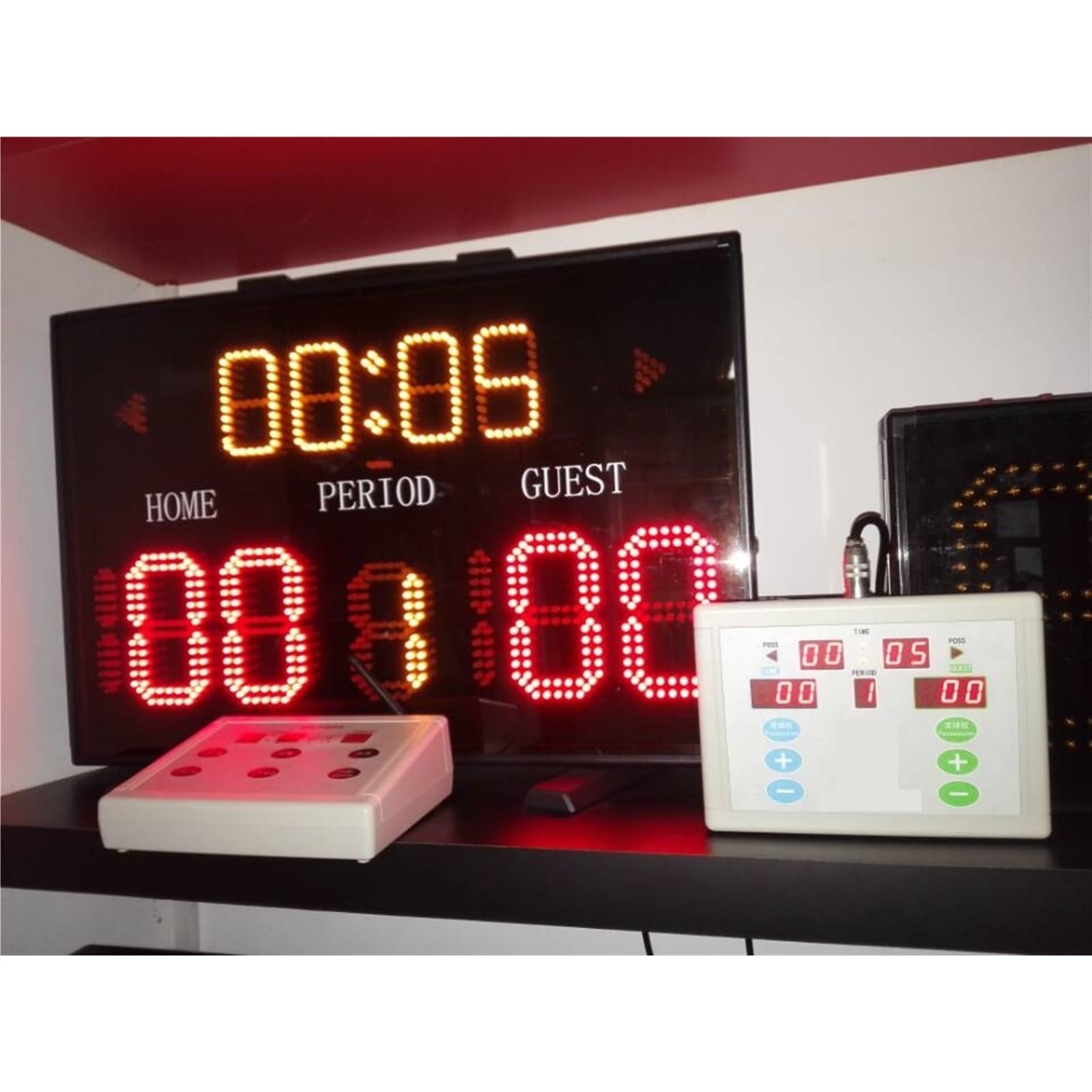 Tablica LED Zewnętrzna Cyfrowa Elektroniczna Wyników Do Koszykówki Dobrze Widoczna Zarówno Wewnątrz Jak Na Zewnątrz
