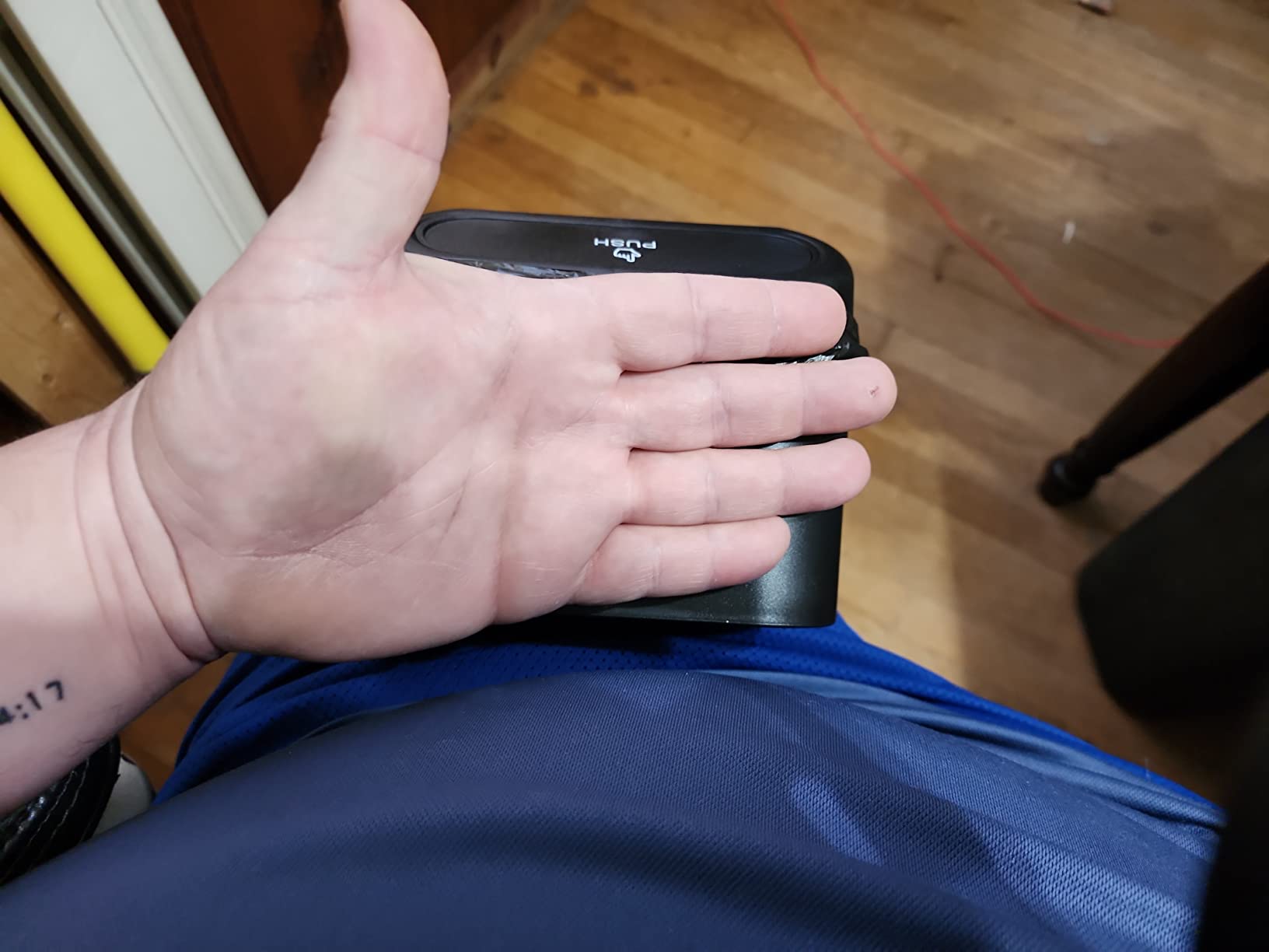 Car Trash Can Door Hanging Storage Bin Cartoon photo review