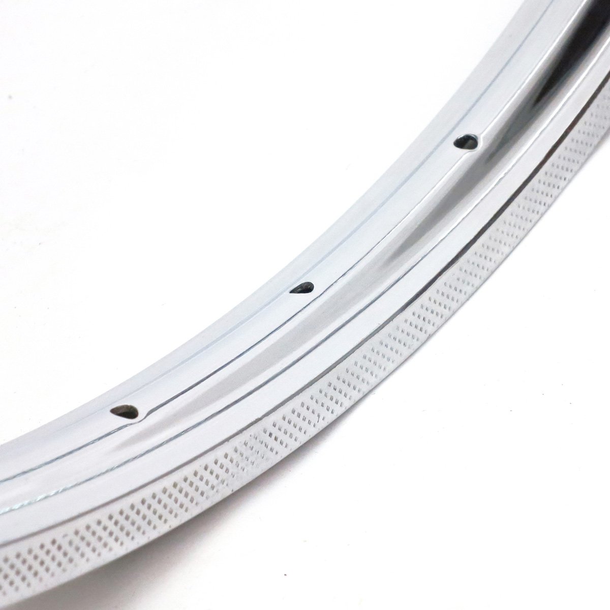 Jante Et Pneu Arrière De Roue Arrière De Chrome De Moto De Super Sport