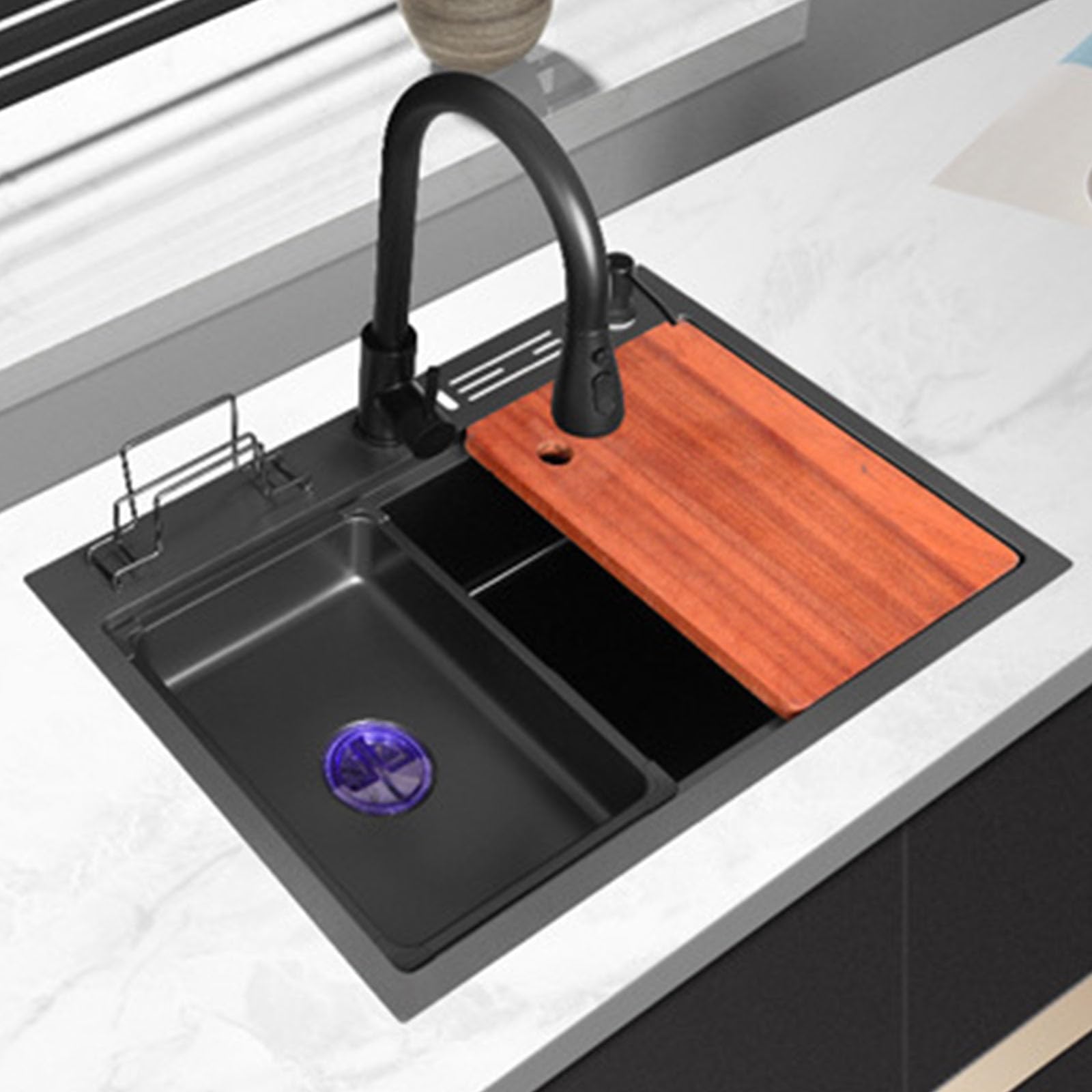 Lavello da cucina a vasca singola Lavello da incasso o sottopiano in acciaio inossidabile 304 con rubinetto estraibile Tagliere Porta coltelli Dispenser di sapone (60 * 46 * 22 CM, Nero) (Nero 60 *
