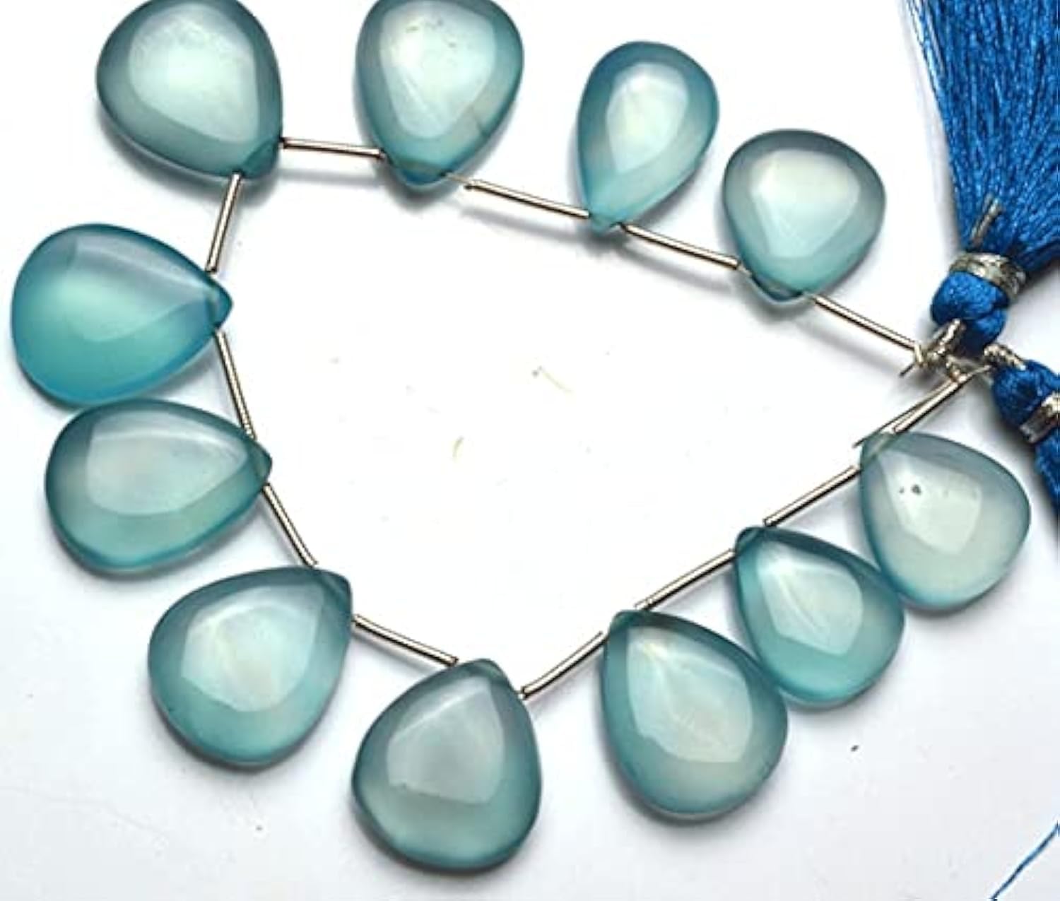 Calcédoine bleu ciel en perles coeurs de 16-19 mm pour création LKBEADS