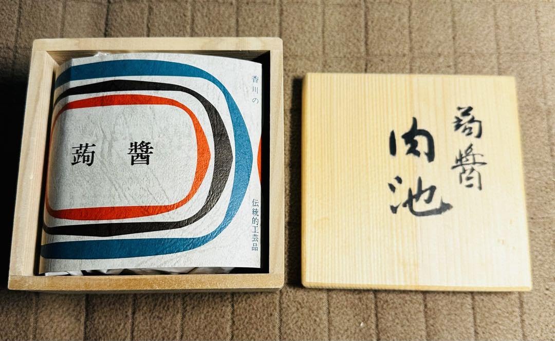 美品　香川漆器　香川の伝統工芸品 漆器「蒟醤」香道具 茶道具　小物入れ Amazon.co.jp: 香川の伝統工芸品 漆器「蒟醤」香道具 茶道具 : 文房具