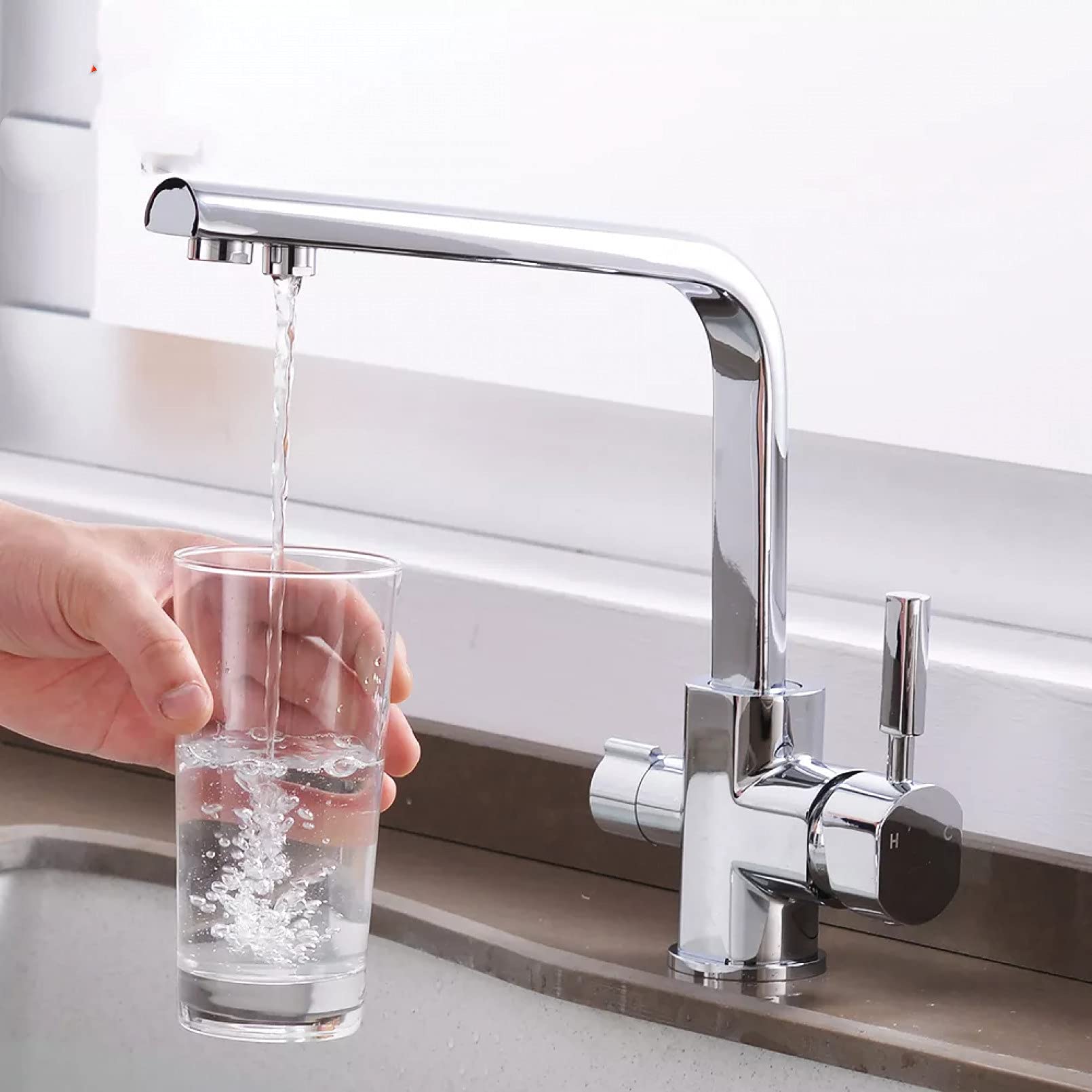 Robinet de cuisine extractible contre le calcaire et les impuretés de l'eau du robinet