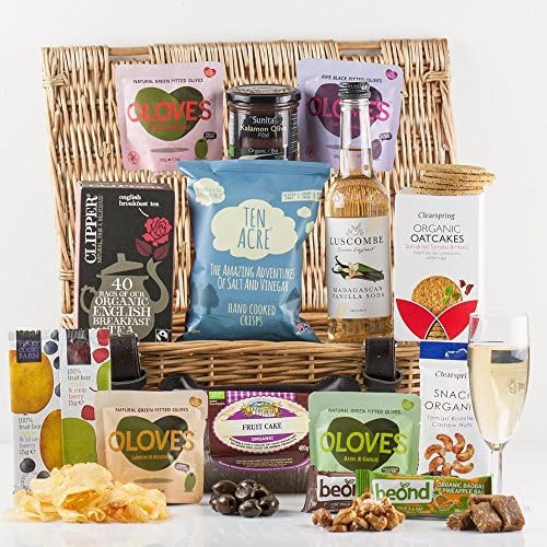 Natures Hampers Vegetarian Treat Gift Hamper - Healthy Vegetarian Treats & Snacks - Vegetarian Food Hamper - Birthday for Him - Birthday for Her - Christmas Gifts - Xmas Present