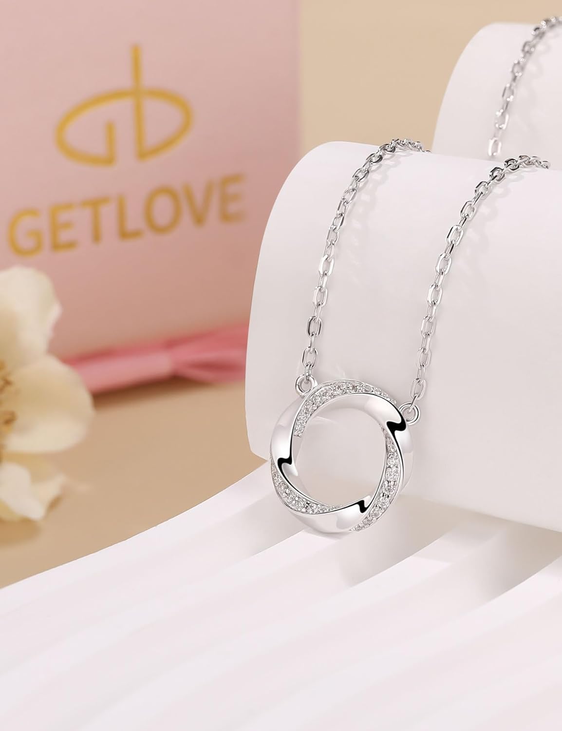 getlove Moissanite Infinity Pendant Necklace 925 Sterling Silver Moebius Circle Necklace Anniversary Love Infinity Pendant for Her Wife Birthday Eternity Jewelry Gifts