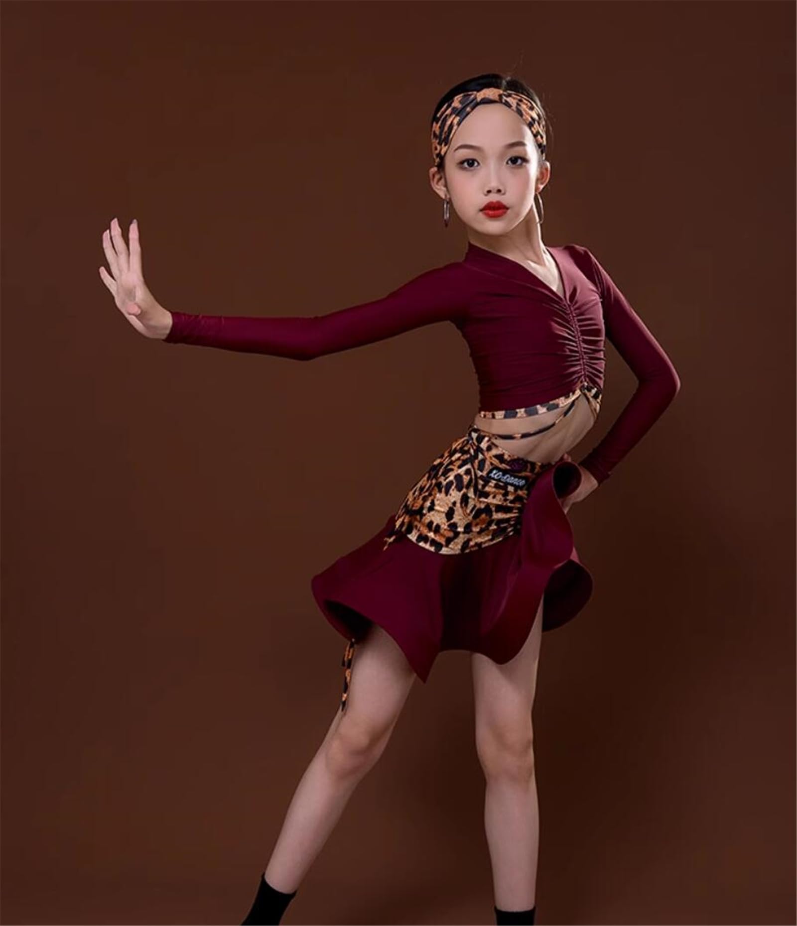 OTMYIGO Abito da Ballo Latino per Ragazze Abito a Maniche Lunghe per Bambini Abiti da Competizione per Sala da Ballo Latino ChaCha Rumba Samba Costume Tango Wear