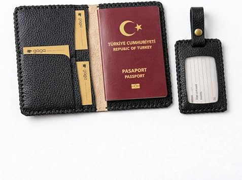 Gaga Hakiki Deri Pasaport Kılıfı & Valiz Etiketi Seti – El Yapımı Unisex Pasaport Cüzdan – 4 Kart Bölmeli, Bilet Cepli, Seyahat Organizeri, Dayanıklı Deri Pasaportluk - (Siyah)