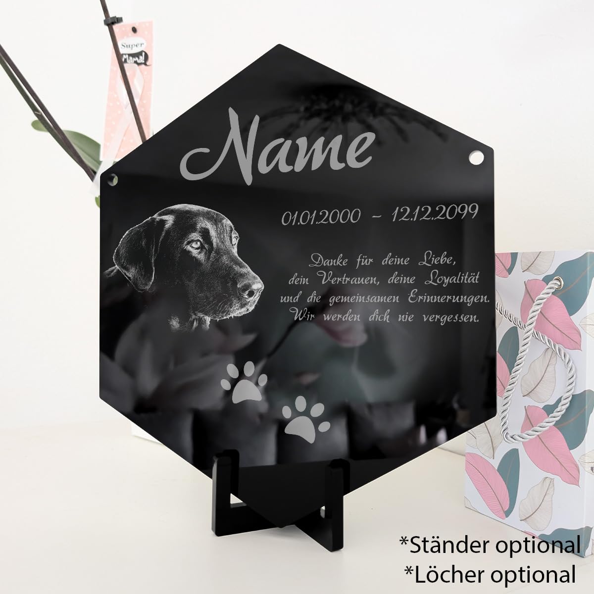 Personalisierter Sechseck Grabstein mit Foto Gravur - Acrylglas Schwarz Hochglanz 350 x 400 mm - wetterfest und wasserfest für Draußen und Innen, für Hund, Katze und alle Haustiere