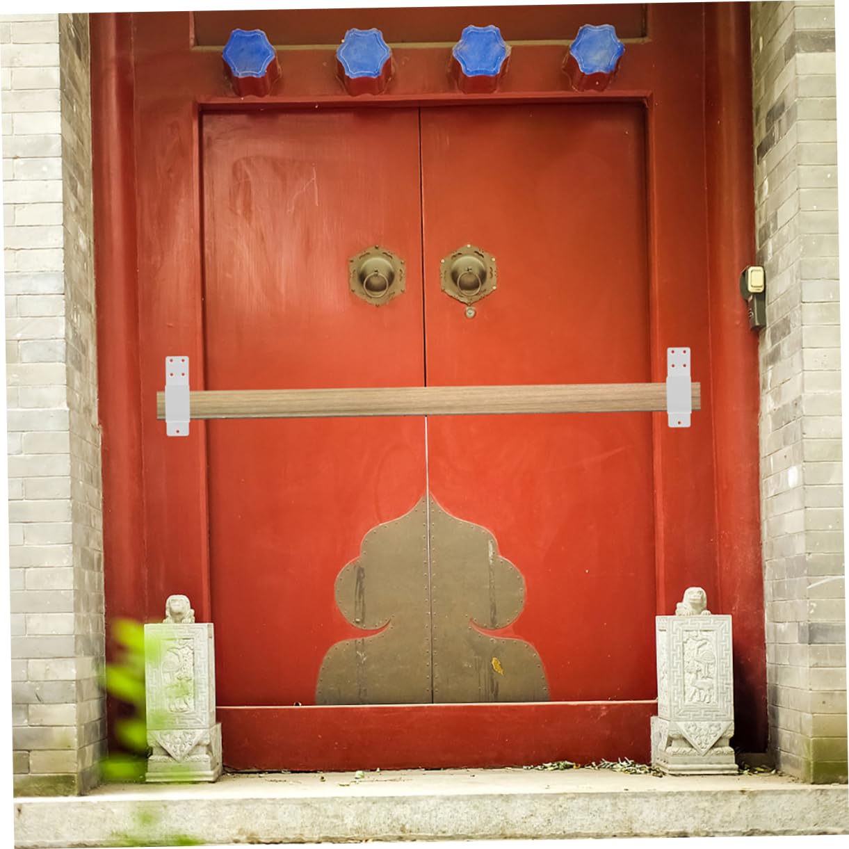 UKCOCO Support de Sécurité pour Porte en Acier Blanc, Barre de Sécurité Épaisse Design en U, pour Porte D'entrée et Abri, Assure une Tenue Stable et Sécurisée