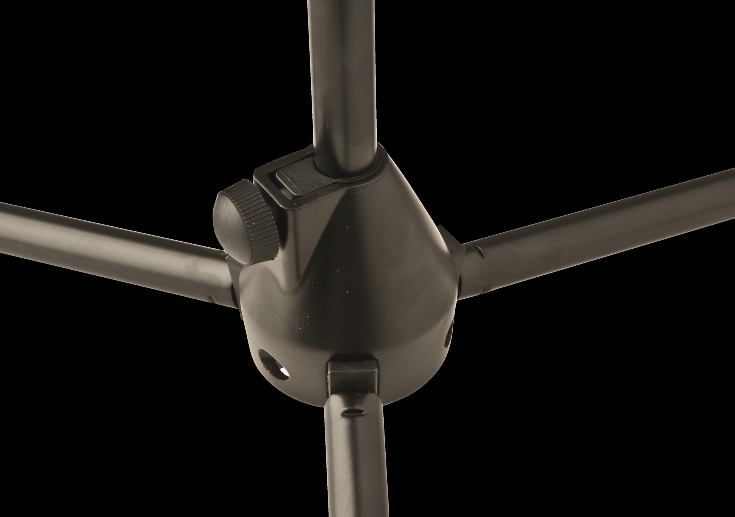 QUIK LOK - A/492 BK, ASTA MICROFONICA giraffa fissa Serie 400 con base treppiede