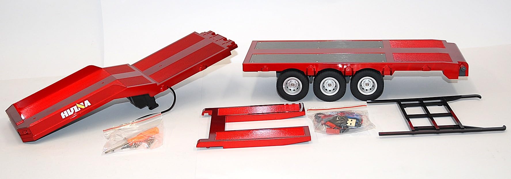HUINA 1502 Rimorchio RC per Scania 770S Scala 1:18 | Rimorchio Radiocomandato con Luci e Suoni | Accessorio Originale per Camion RC | Modello Realistico