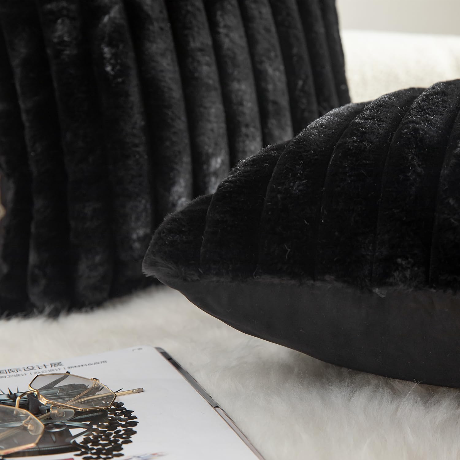 Mandioo Pack of 2 Decorative Cushion Covers 30cm x 50cm Faux Fur Striped Plush Soft Throw Pillow Covers Pillow Cases Bedroom Living Room Sofa Home 12x20 Inch Black - Image 3
